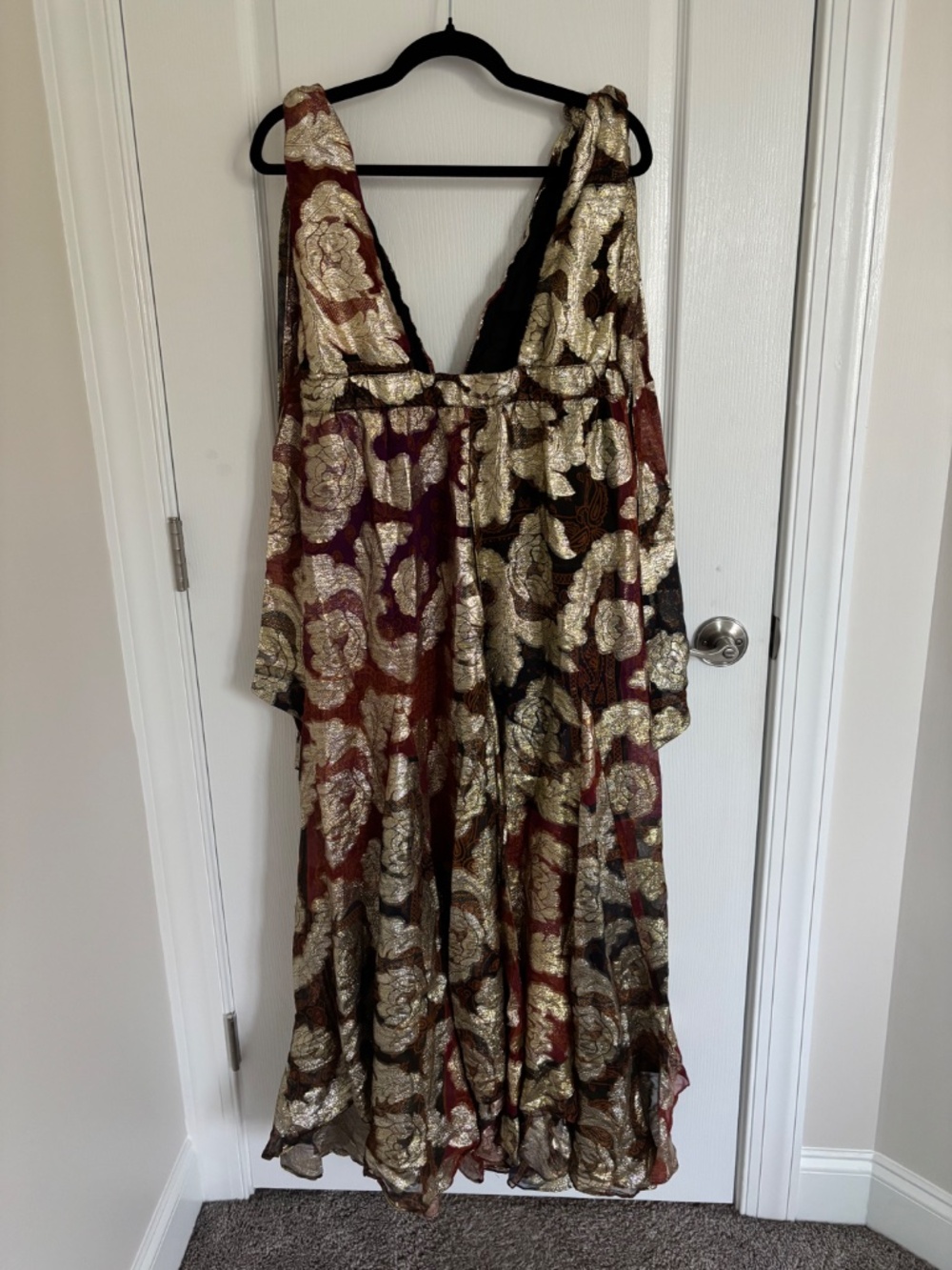 Farm Rio Lamé Jacquard Maxi Dress - Picture 8 of 11